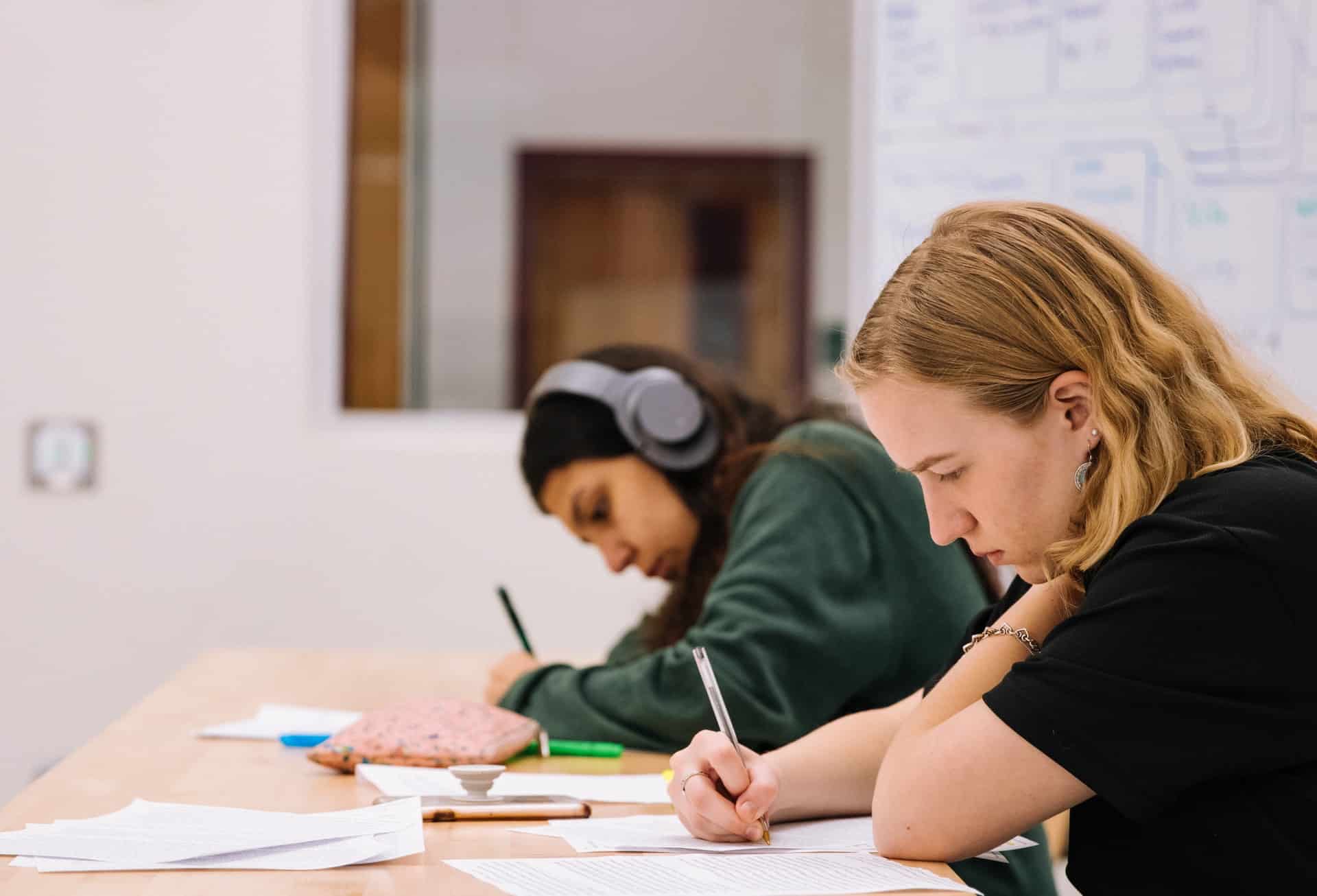 Tips til at finde den rette efterskole for dig