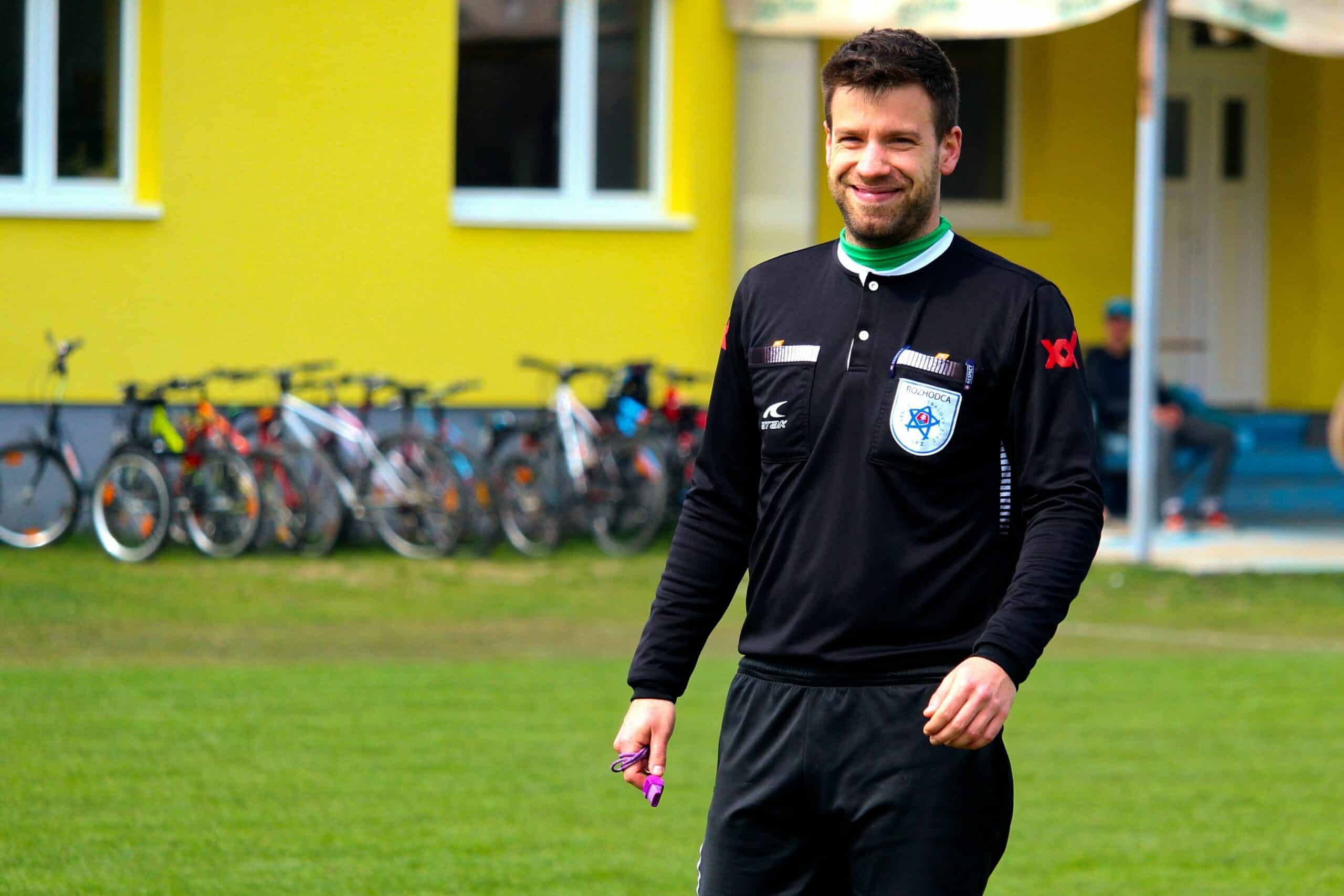 Dommerfløjter – uundværlige i alle sportsgrene
